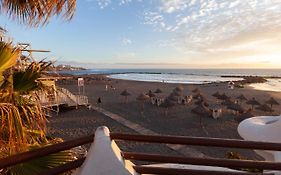 Apartamento En Primera Linea De Playa, Centrico, Tranquilo